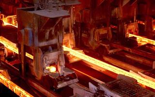 بررسی وضعیت توسعه صنعت فولاد در کشور